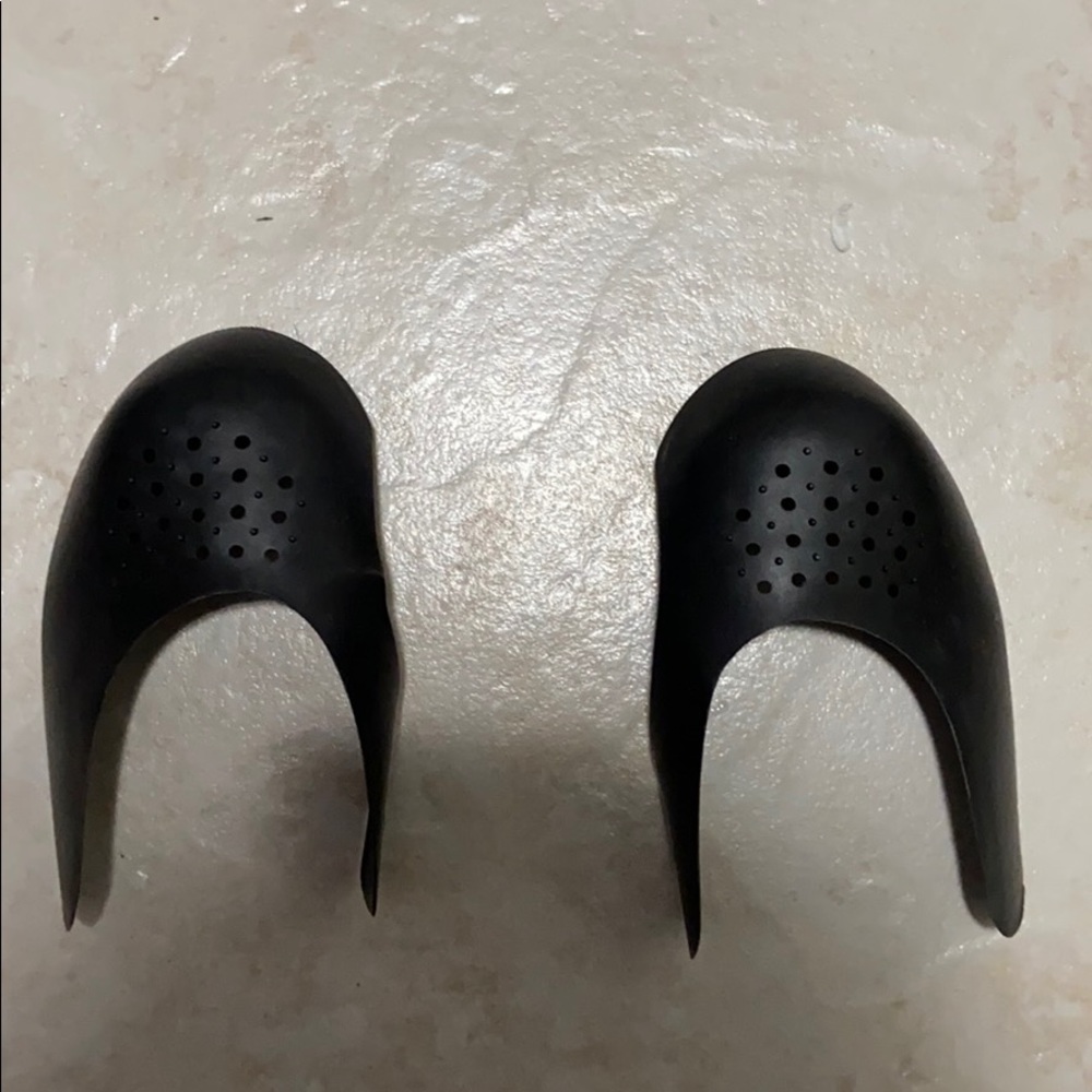 Anti-creasers for shoes   Fits sizes 7-12